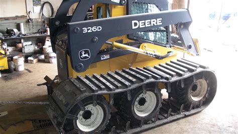 jd 326e skid steer on tracks footprint|skid steer track system.